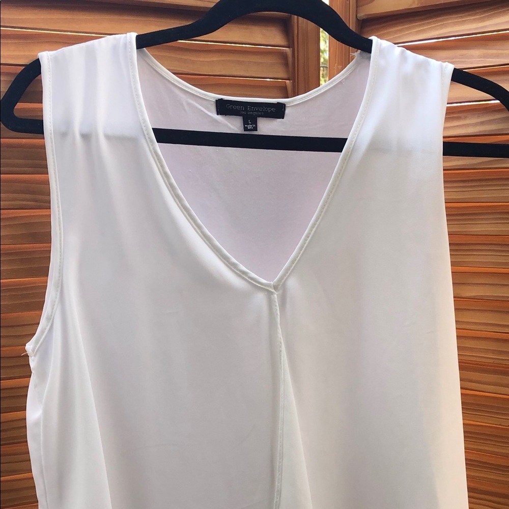 TOP BLOUSE GREEN ENVELOPE SIZE L WHITE SLEEVELESS